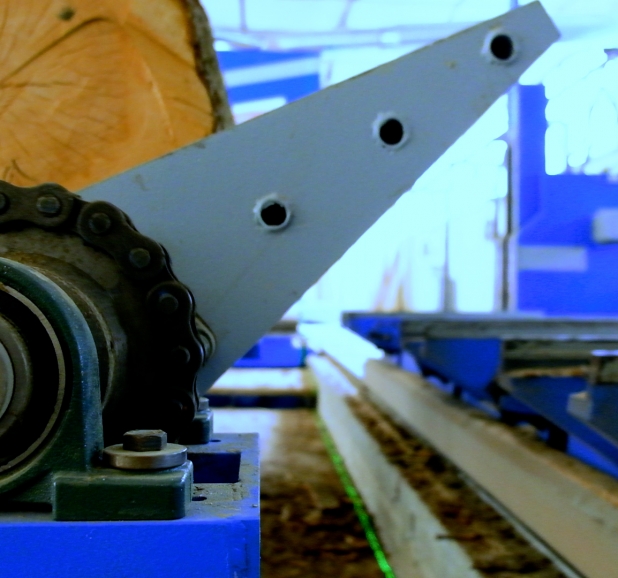 TOMRUK YÜKLEME RAMPASI HİDROLİKLİ(4 SIRALI)